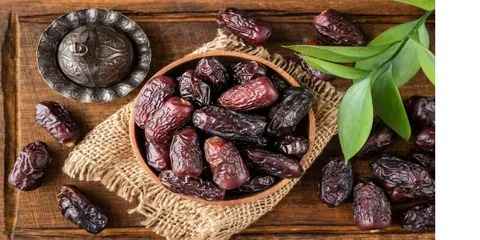 تصویر 1 از خرما خاصویی شاهزاده با ظاهر جذاب و خوش خوراک